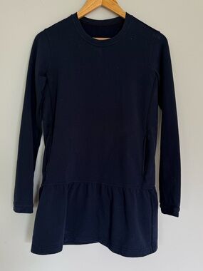 Lululemon Navy Peplum Tee Long Sleeve Crew Neck Pleated Athleisure Sweater Sz 8